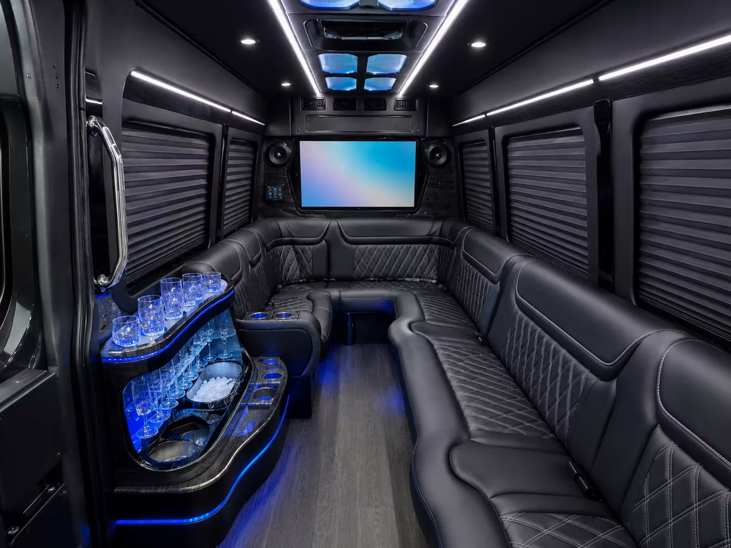 sporting event and game day bus rentals in o fallon missouri